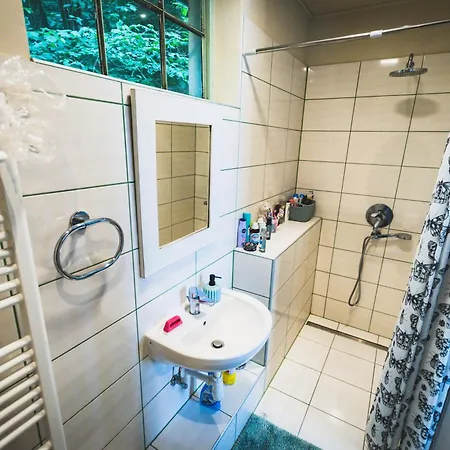 Ferde Es Vendeghaz Apartamento *